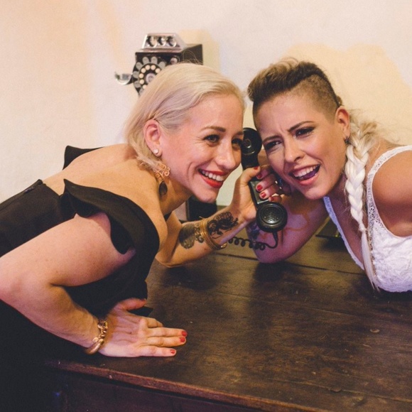 Meet your Posher, Lisa - Picture 1 of 1